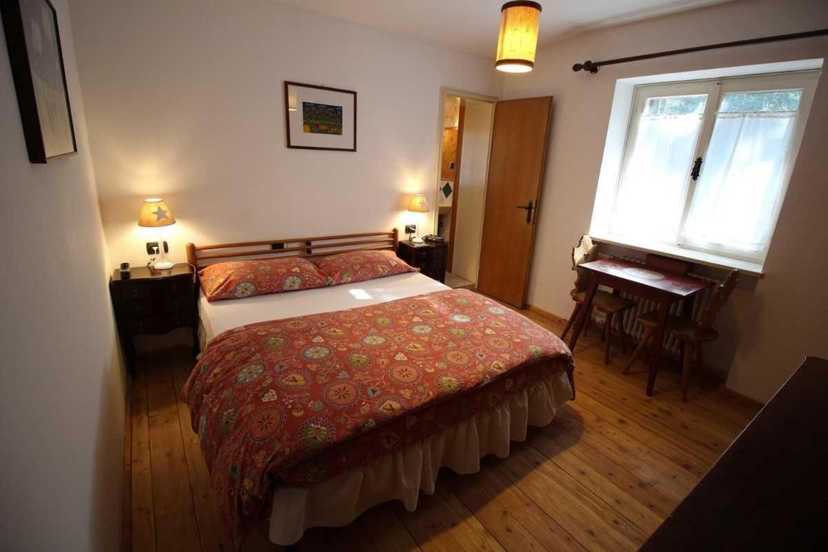 B&B Villa Dolomites Hut San Vigilio Di Marebbe Rom bilde