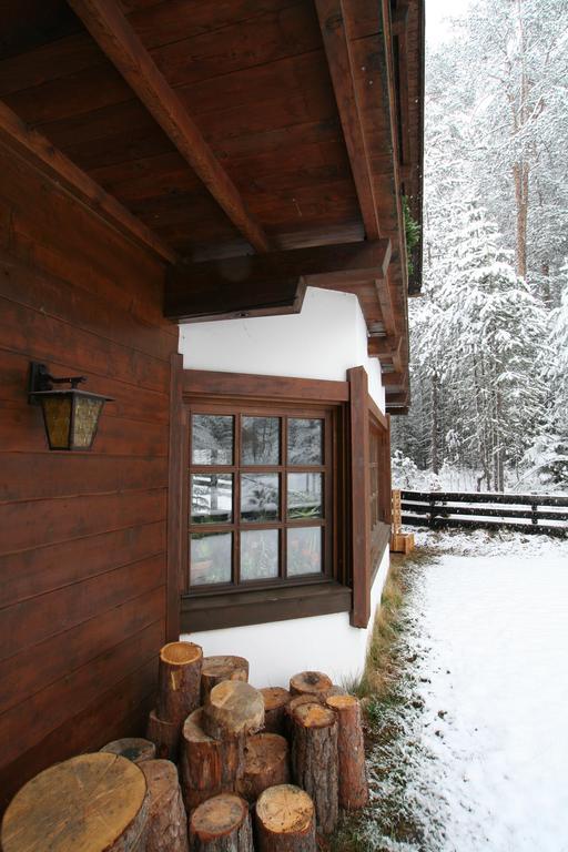 B&B Villa Dolomites Hut San Vigilio Di Marebbe Eksteriør bilde